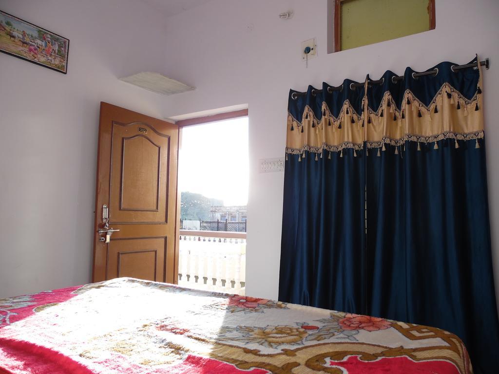 Keshav Palace Puskár Kültér fotó