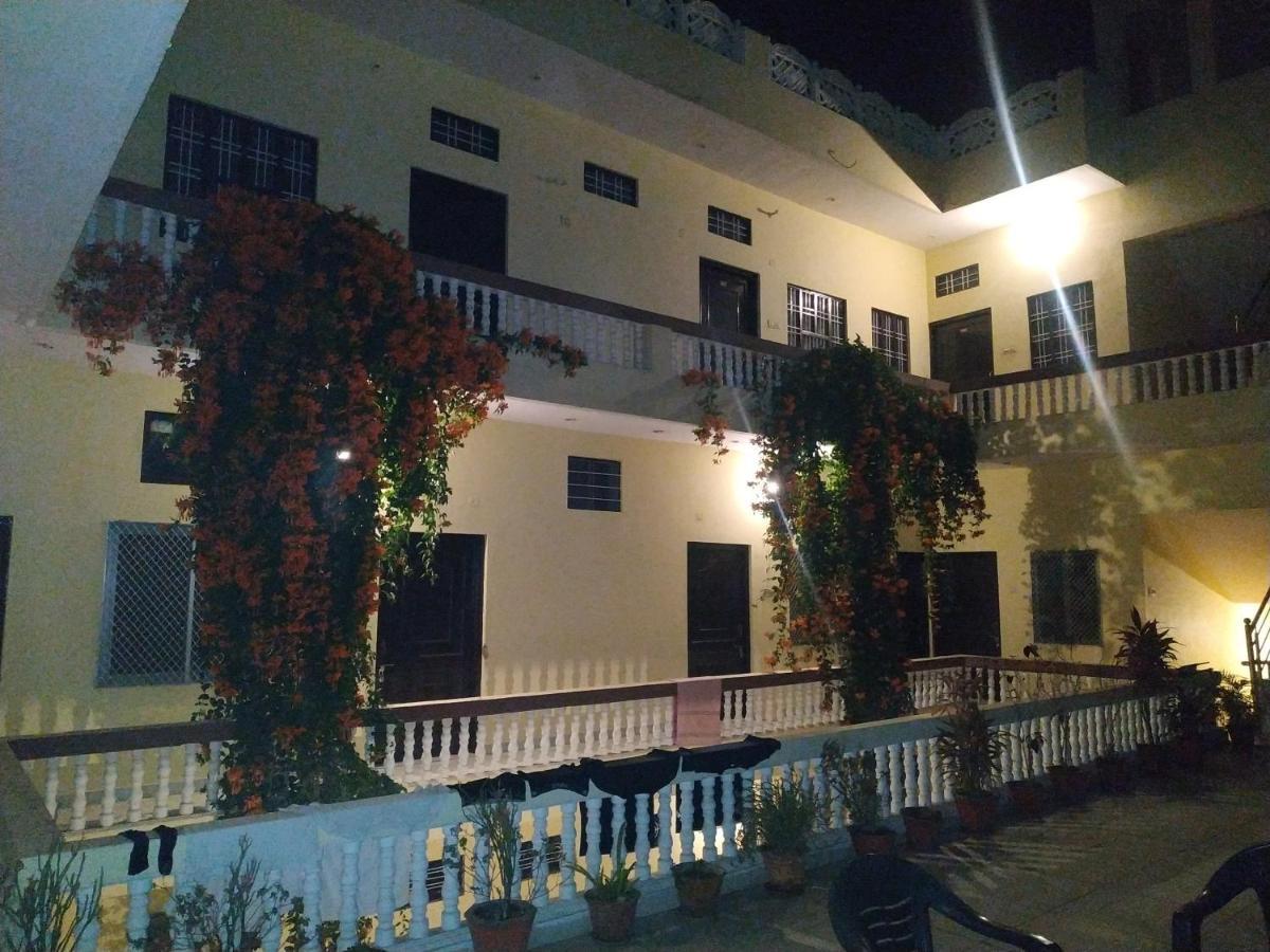 Keshav Palace Puskár Kültér fotó